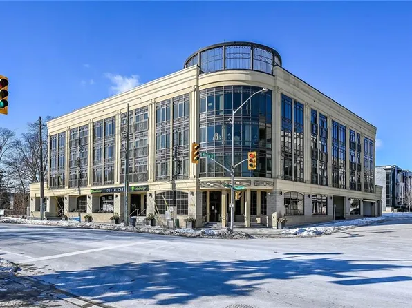 205 Lakeshore Rd W Unit 409, Oakville, ON L6K 0H8