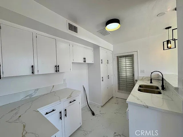 337 S Elm Dr #1 — Photo 6