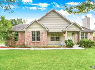 12317 Pendarvis Ln, Walker, LA 70785