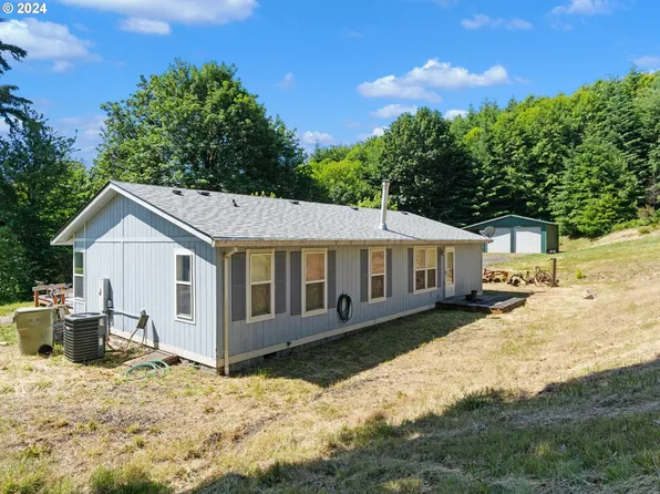 28330 Otto Miller Rd, Scappoose, OR 97056