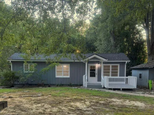 6550 Gordon Ln, Austell, GA 30168