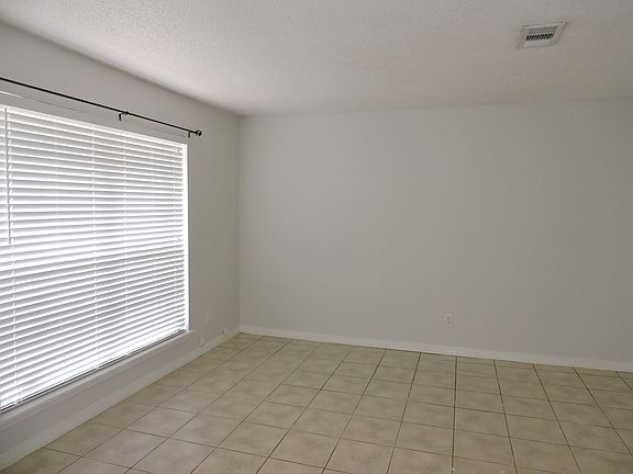 3rd image of 7834 Charter Oaks Dr