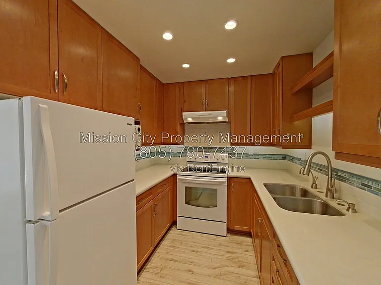 5514 Armitos Ave #58 — Photo 6