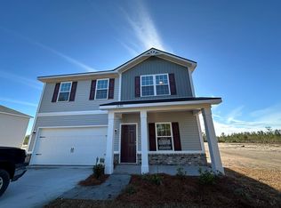 2690 SE Arnold Dr, Allenhurst, GA 31301