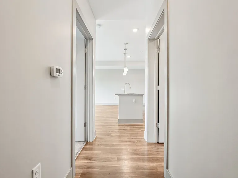 River House — Photo 29