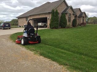 37300 Hobarth Rd, Chesterfield, MI 48047