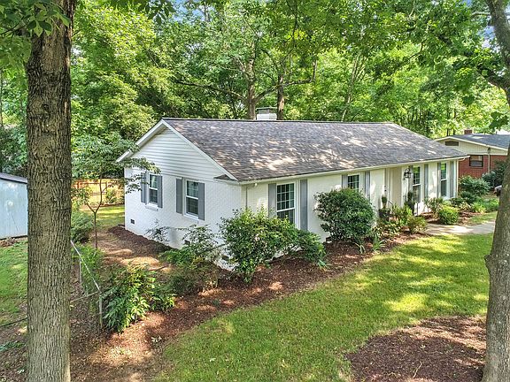 2nd image of 5713 Boxwood Ln