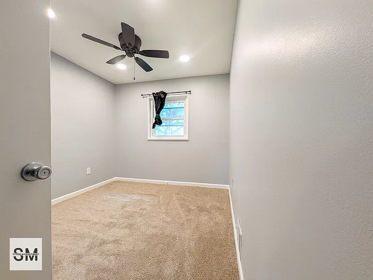 6722 Fairwood Rd — Photo 9