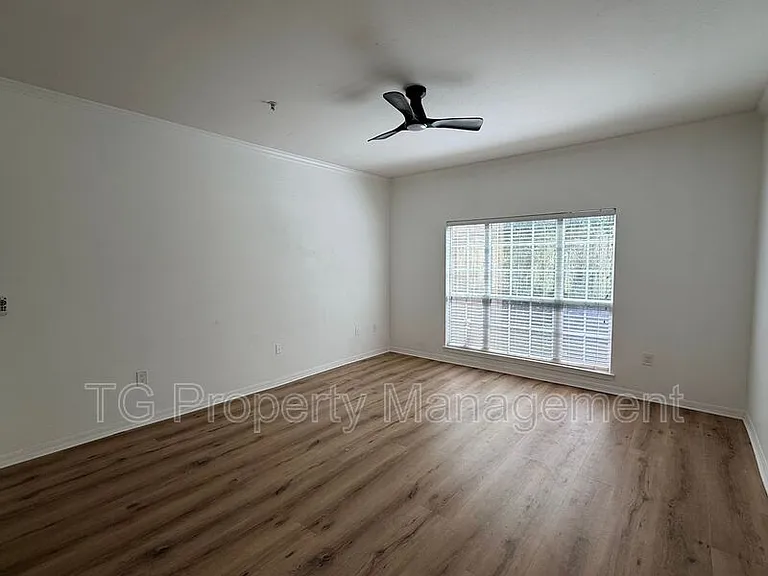 7800 Point Meadows Dr #1523 — Photo 4