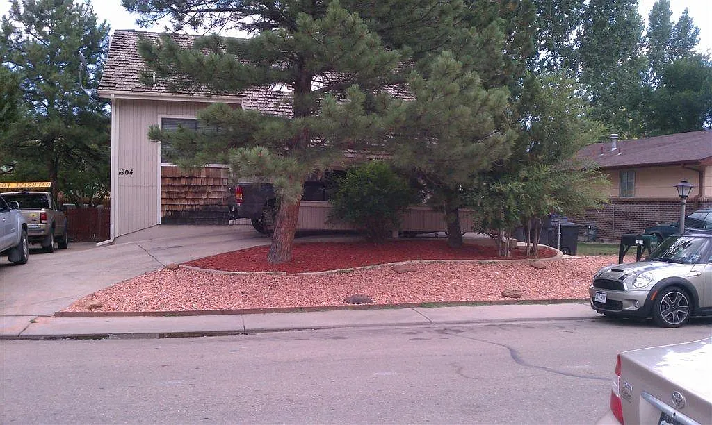 Building Photo - 1806 Lincoln Dr