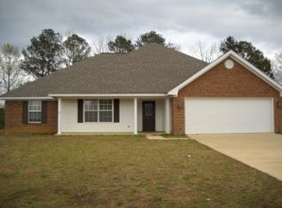 185 Mitchell Dr, Steens, MS 39766