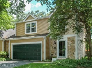 1941 Ozark Pkwy, Algonquin, IL 60102