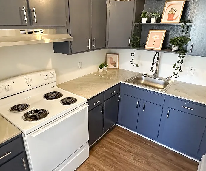2600 Kingman Blvd — Photo 16