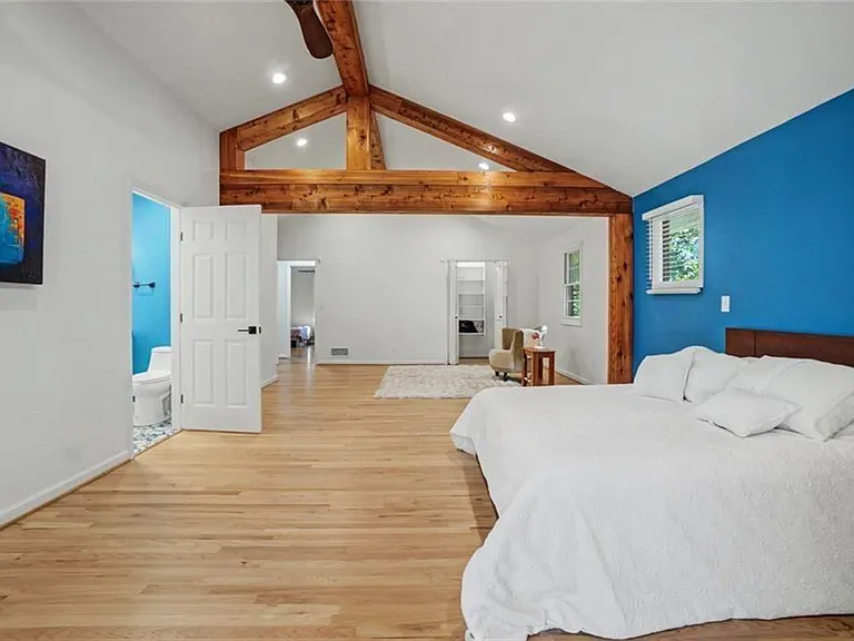 7330 Hunters Branch Dr NE — Photo 31