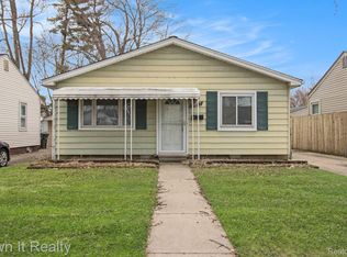 5877 McGuire St, Taylor, MI