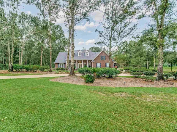 973 Broken Arrow Ln, Cantonment, FL 32533