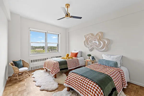 Sold by SERHANT. | media 5