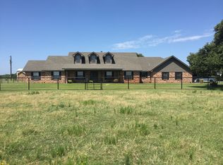 119 Miller Rd, Bowie, TX 76230