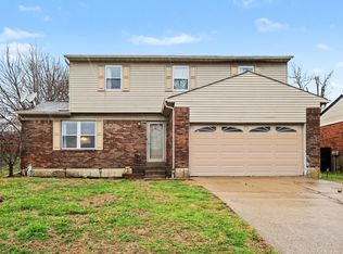 7775 Cedar Wood Cir, Florence, KY 41042