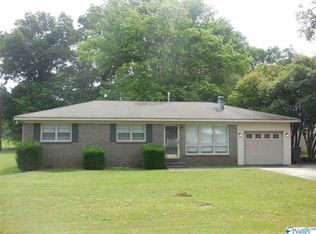 2624 Lake Ave SE, Decatur, AL 35603