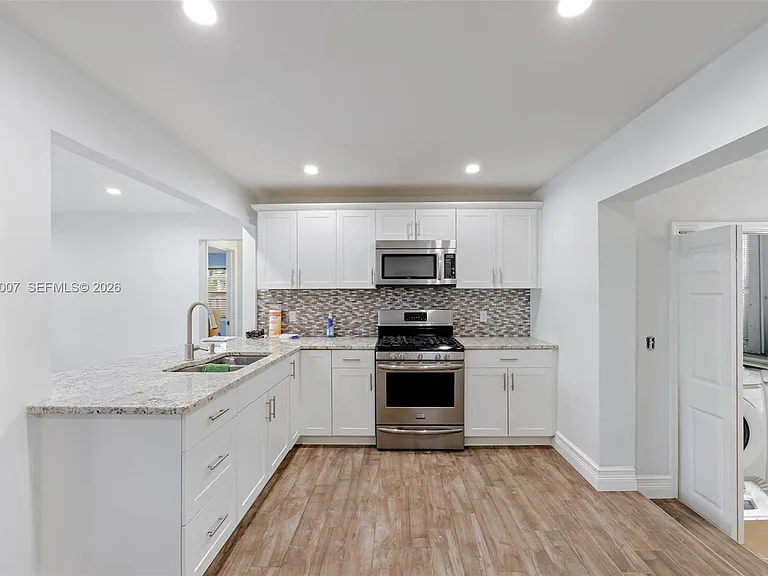 112 Milton St #114 — Photo 10