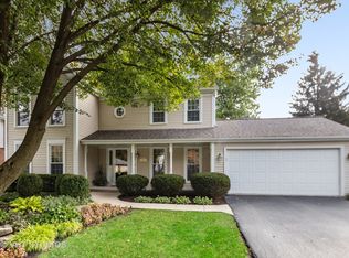 1937 Greensboro Dr, Wheaton, IL 60189