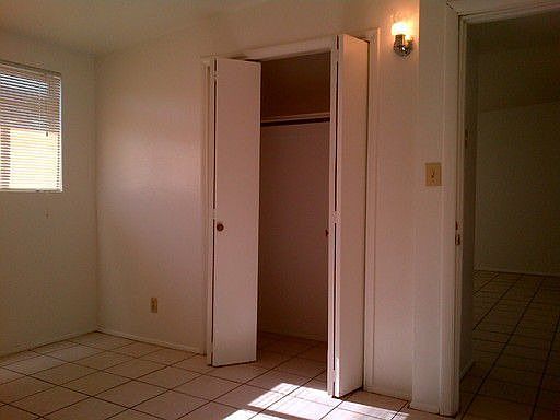 3rd image of 5858 E 23rd St
