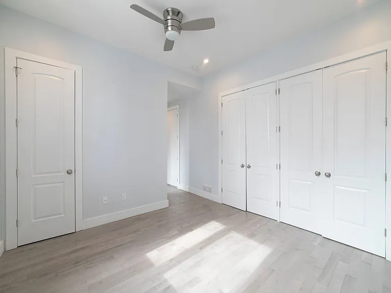 847 State St — Photo 3