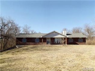 981 Page Branch Rd, Elsberry, MO 63343