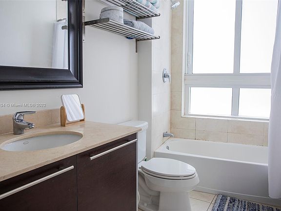 5th image of 1900 N Bayshore Dr APT 2110A