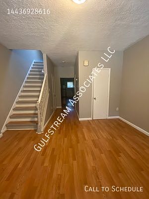 1st image of 2704 Presbury St