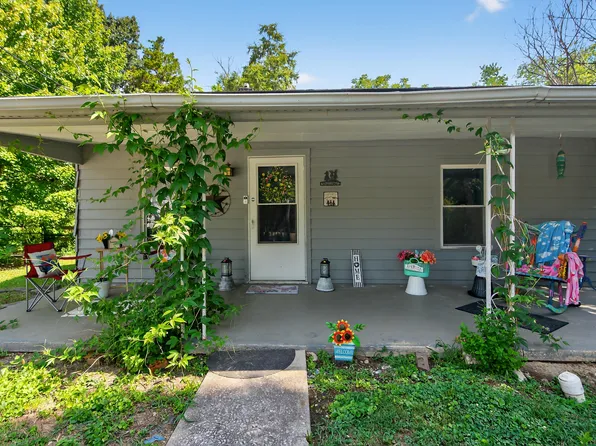 40 Crawford St, Berea, KY 40403