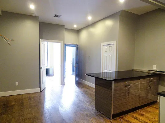 Rented by HFF Realty LLC | media 16