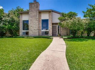 2214 Old Mill Rd, Carrollton, TX 75007
