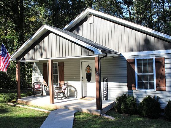3rd image of 257 Oakland Cir