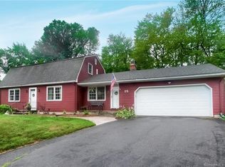 25 Bayberry Cir, Windsor, CT 06095