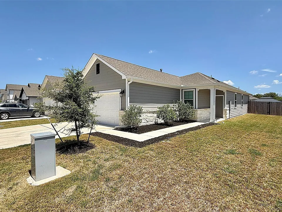 12411 Zenyatta Dr