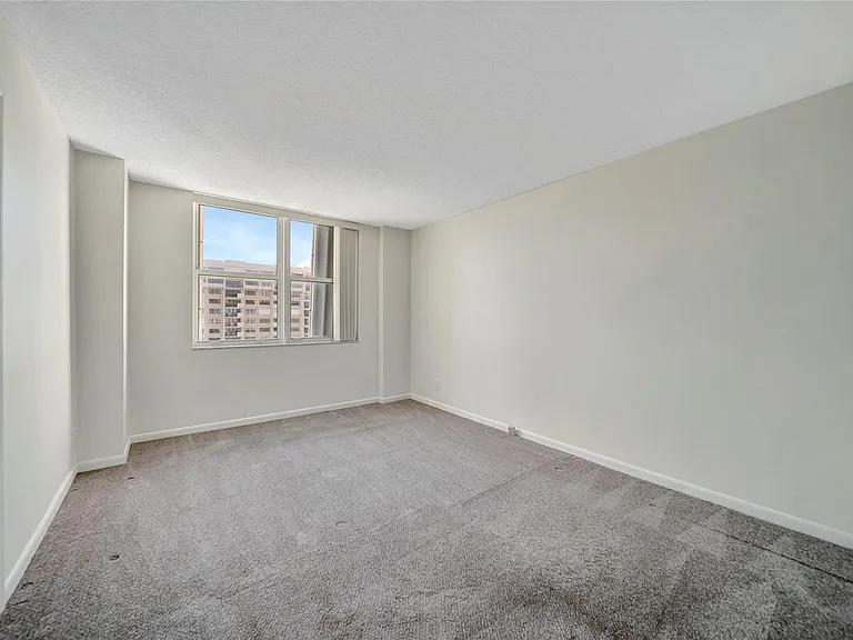 5200 N Ocean Blvd #1107B — Photo 29