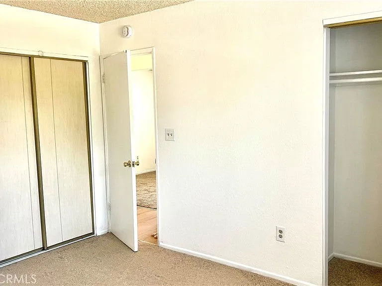 338 E Meats Ave — Photo 20