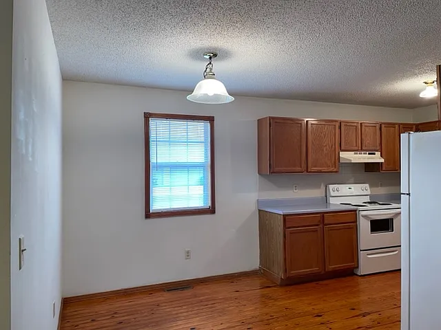 4115 S Franklin Ave — Photo 6