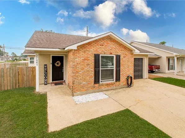 37461 E Hillside Dr, Prairieville, LA 70769