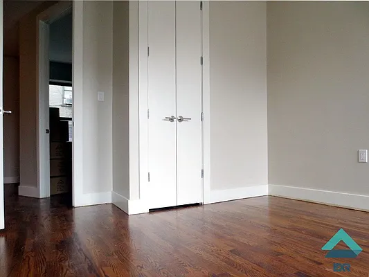 Rented by EXR | media 2