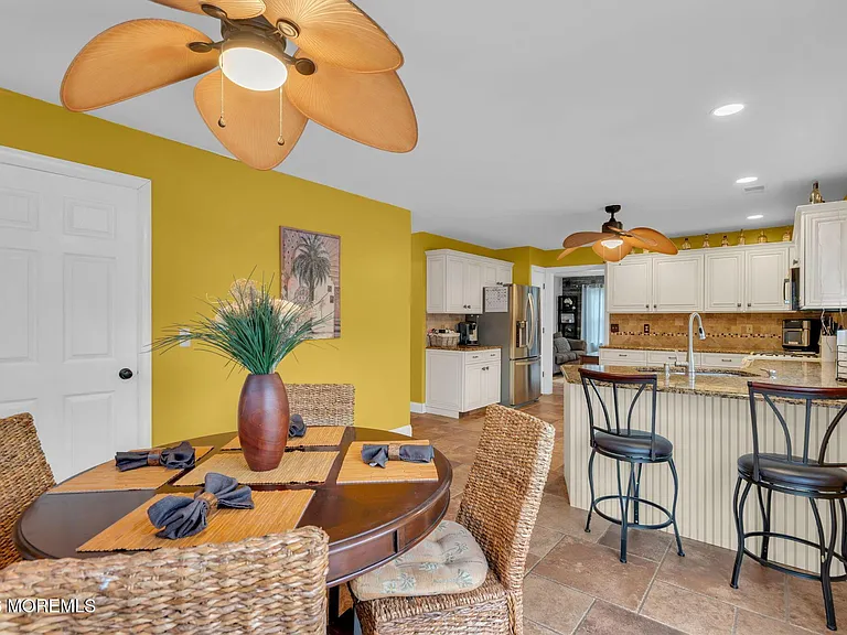 107 Shenandoah Blvd — Photo 38