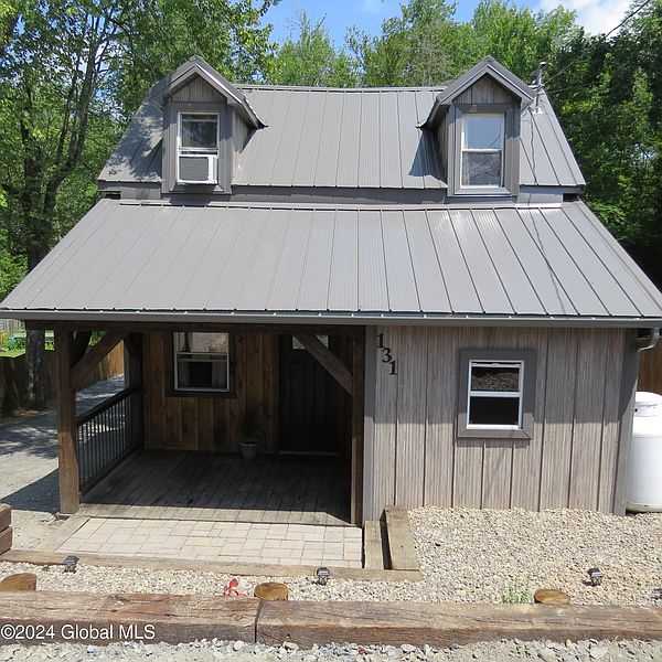 2nd image of 131 Pike Street