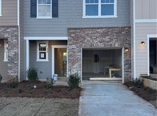 328 Naples Dr, Locust Grove, GA 30248