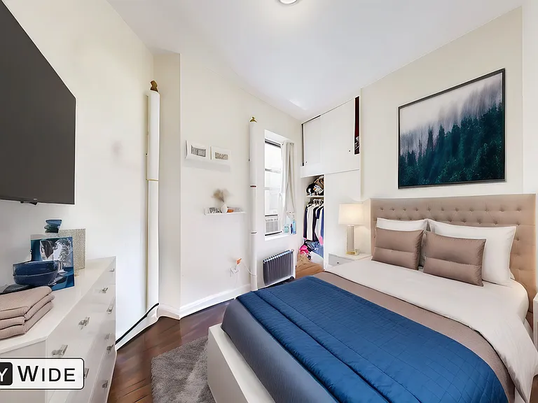 55 W 105th St #16 — Photo 4