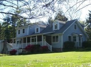 9 Satterlee Rd, New Fairfield, CT 06812