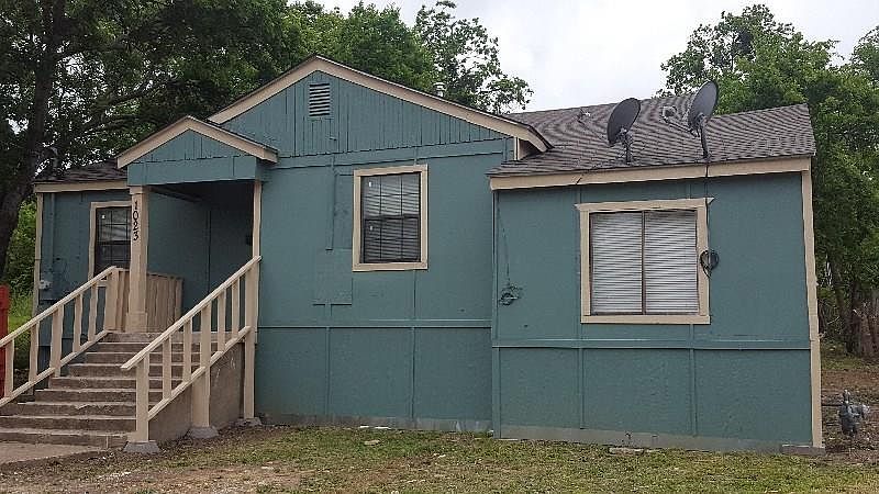 1st image of 1023 N Dwight Ave