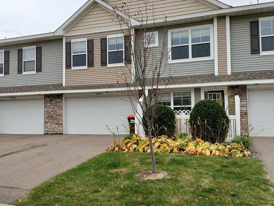 8052 Abercrombie Ln
