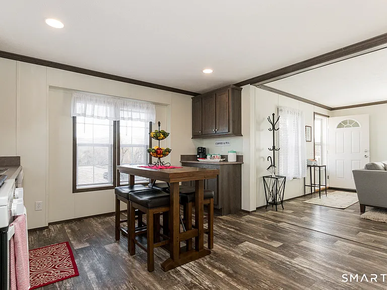 111 Clark Ln #2 — Photo 7